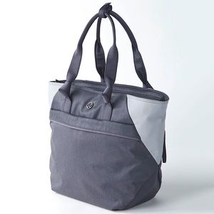 Lululemon • Everything Bag Tote